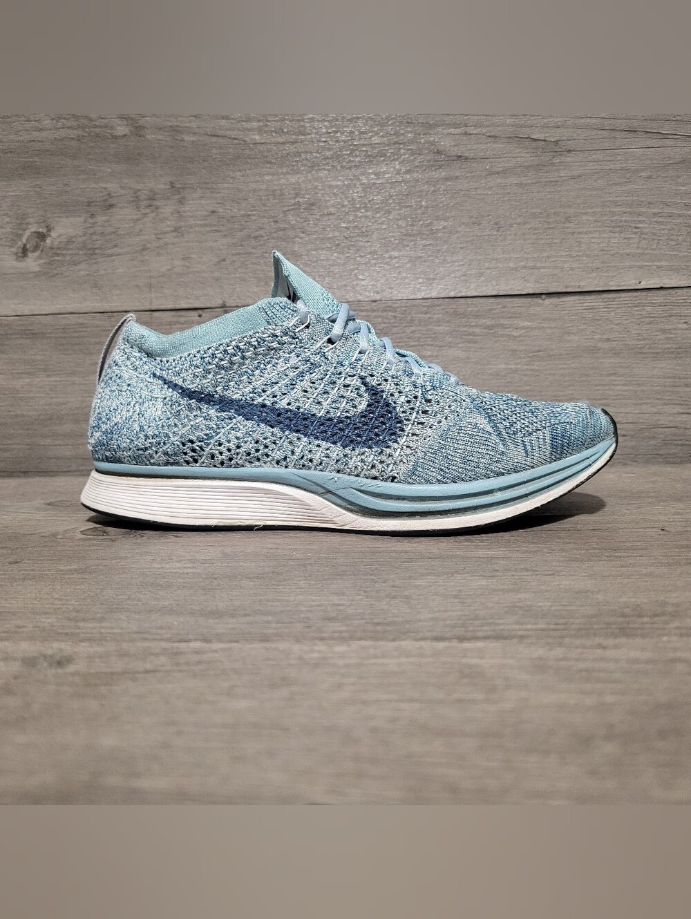 Nike Flyknit Racer Blueberry 526628-102 Men’s Size 6 Blue